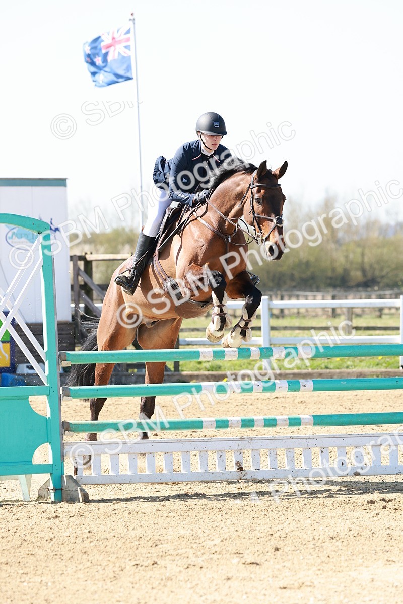 SBM_004459 - Class 17 - Senior Newcomers - 1.10m