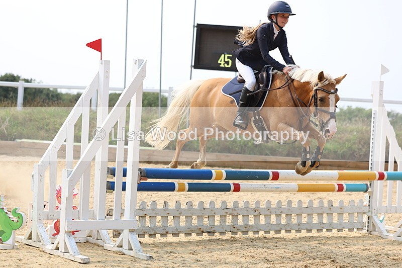 3E7A2984 - Class 12: Junior 80cm