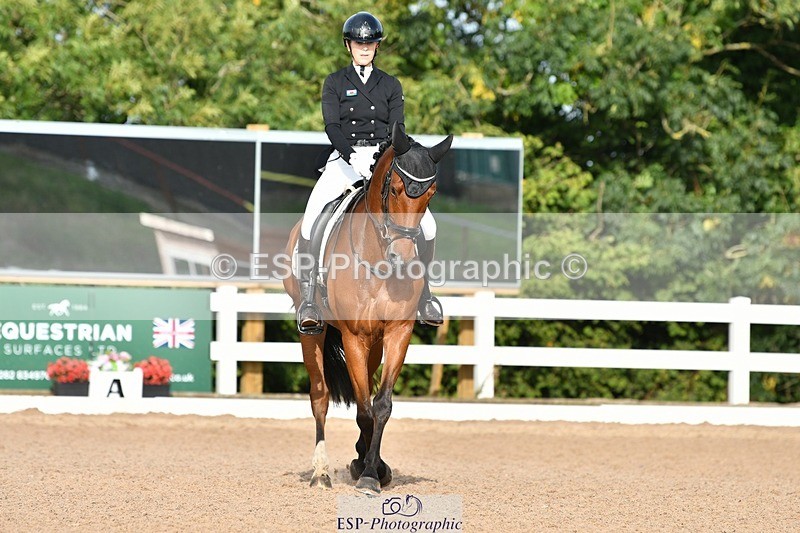 250906-092736-00343 - 040-Rianne.FultonSunset.Mojito