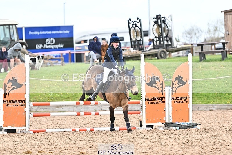 250414-103559-00154 - 80cm Round 1