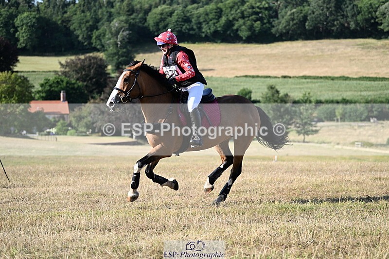 250803A-180247-18574 - S-870-Chris.Ellis-SKELWITH.BLUE.BELLE.AMOUR