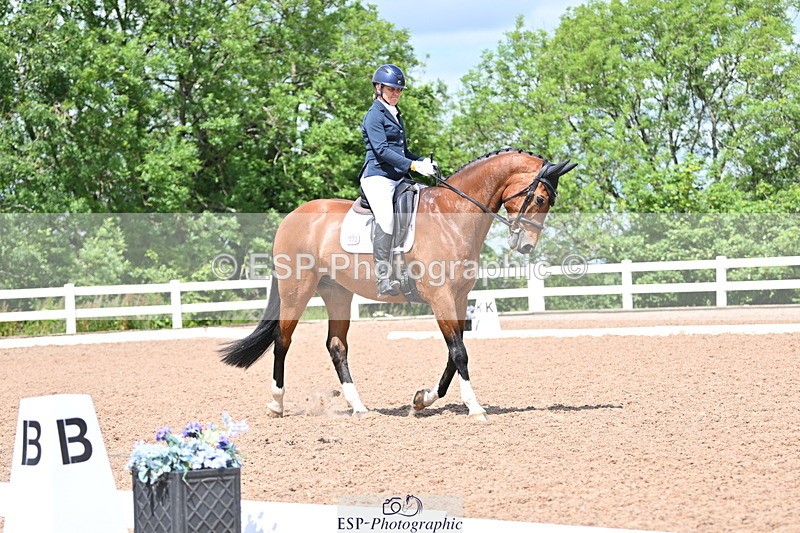 240622A-122706-10102 - Cls 34 BD Music Medium