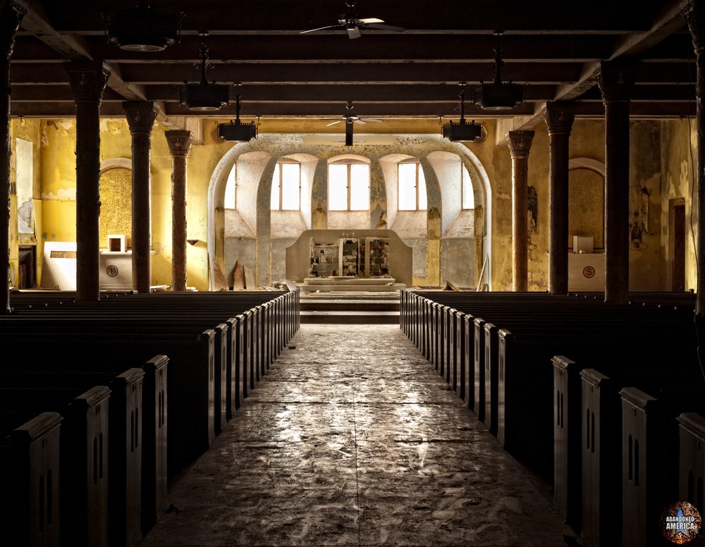 Church of the Transfiguration (Philadelphia, PA) | Lower Sanctuary - The Church of the Transfiguration