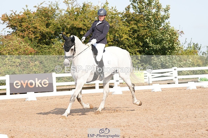 250817-092659-07536 - 122-Stacey.BlunnDiamond.Bobby