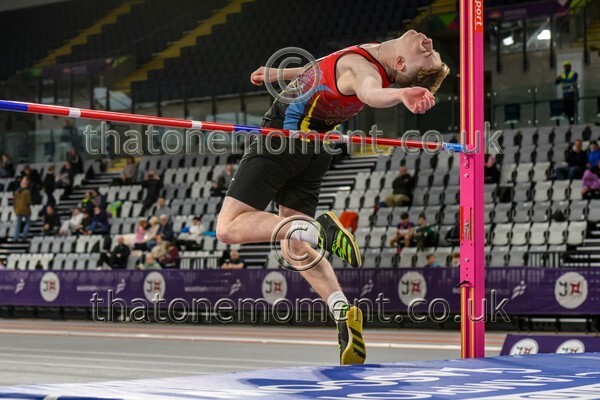 AgeInd25SAT-918770 - Field Male