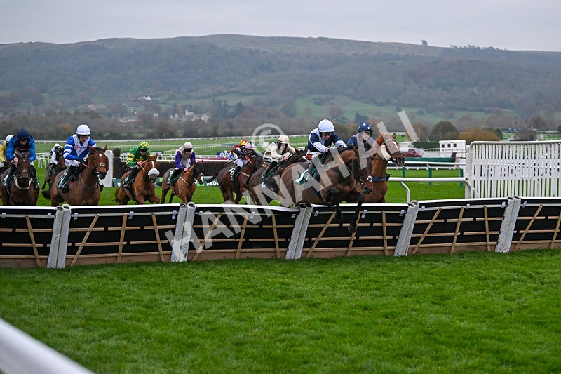 151124-Race 6-Balhambar-8905 - Race 6