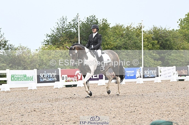 250907-083543-05718 - 026-Alison.McCarthyFarleaze.Lady.Sylvia