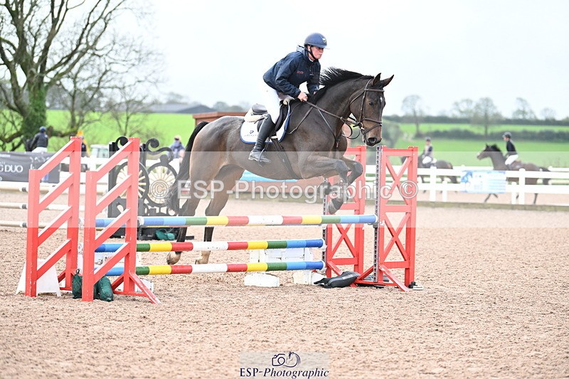 241023A-105059-00410 - Cls 1 British Novice and 90cm Open