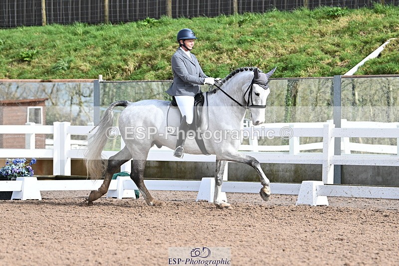 240218A-115201-06881 - 133-Katharine.Lewis-SLS.Maurits