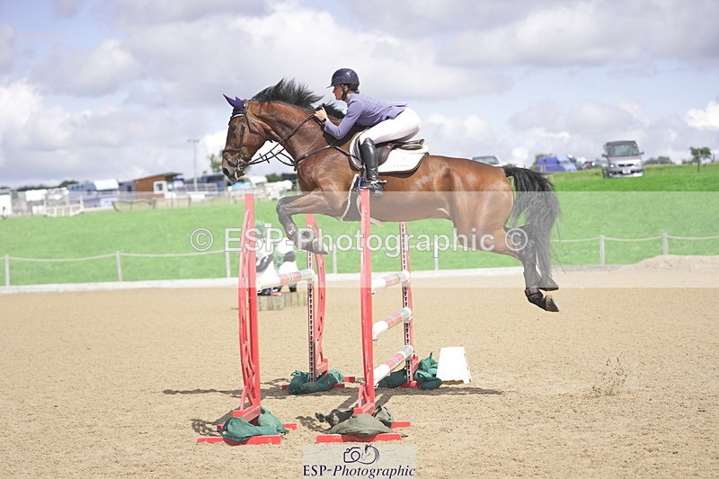 230806A-125408-02088 - Cls 14 Snr Foxhunter & 1.20m Open