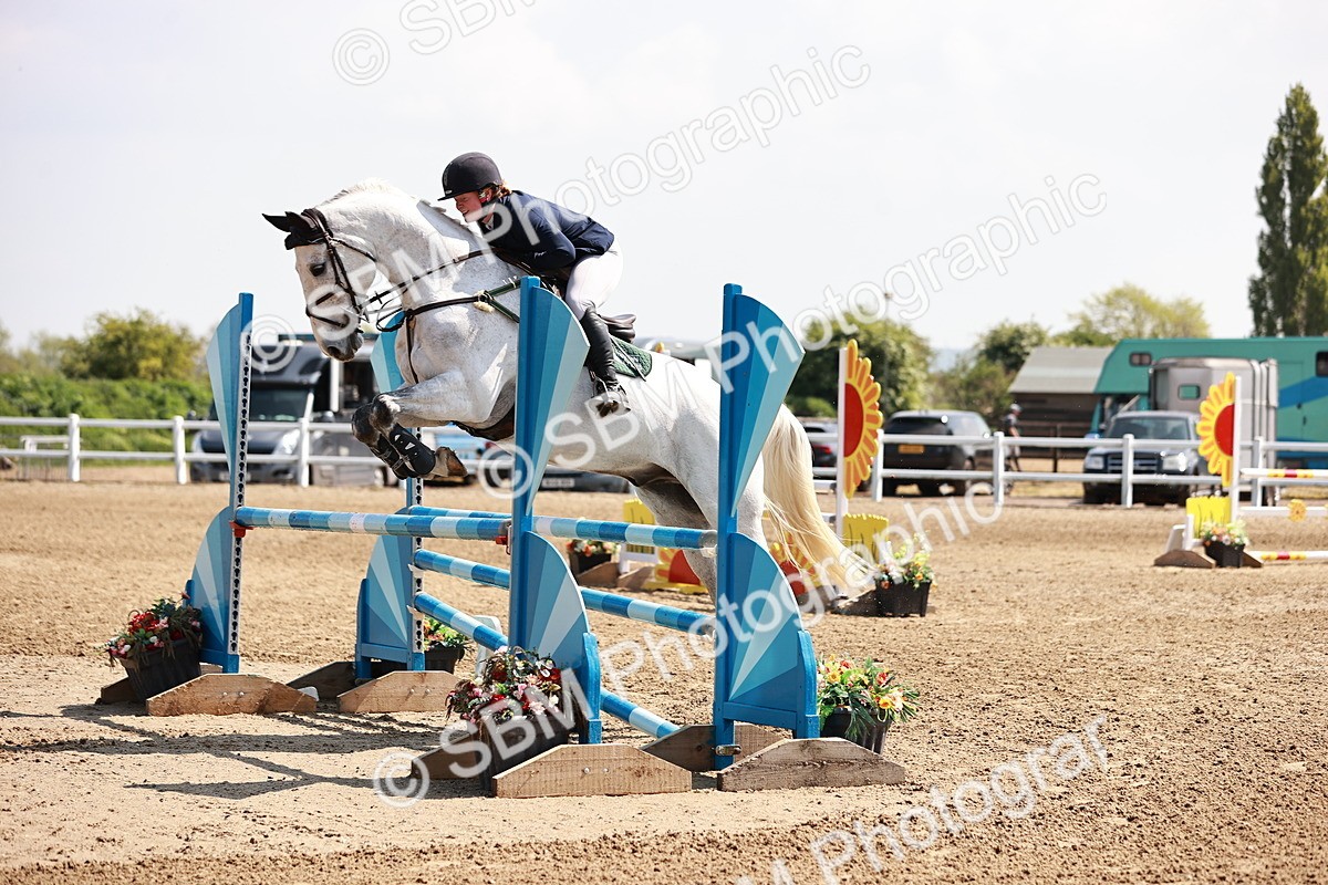  - Class 23 - Senior 1.05m