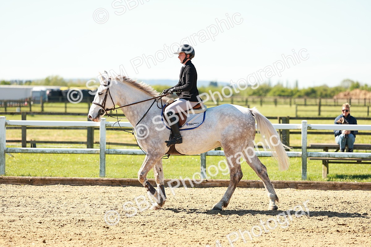 SBM_000137 - Class 1 - Clear Round