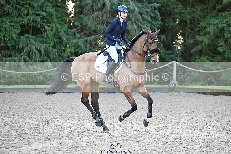 251024A-093532-06129 - B-105-Emily.Grace