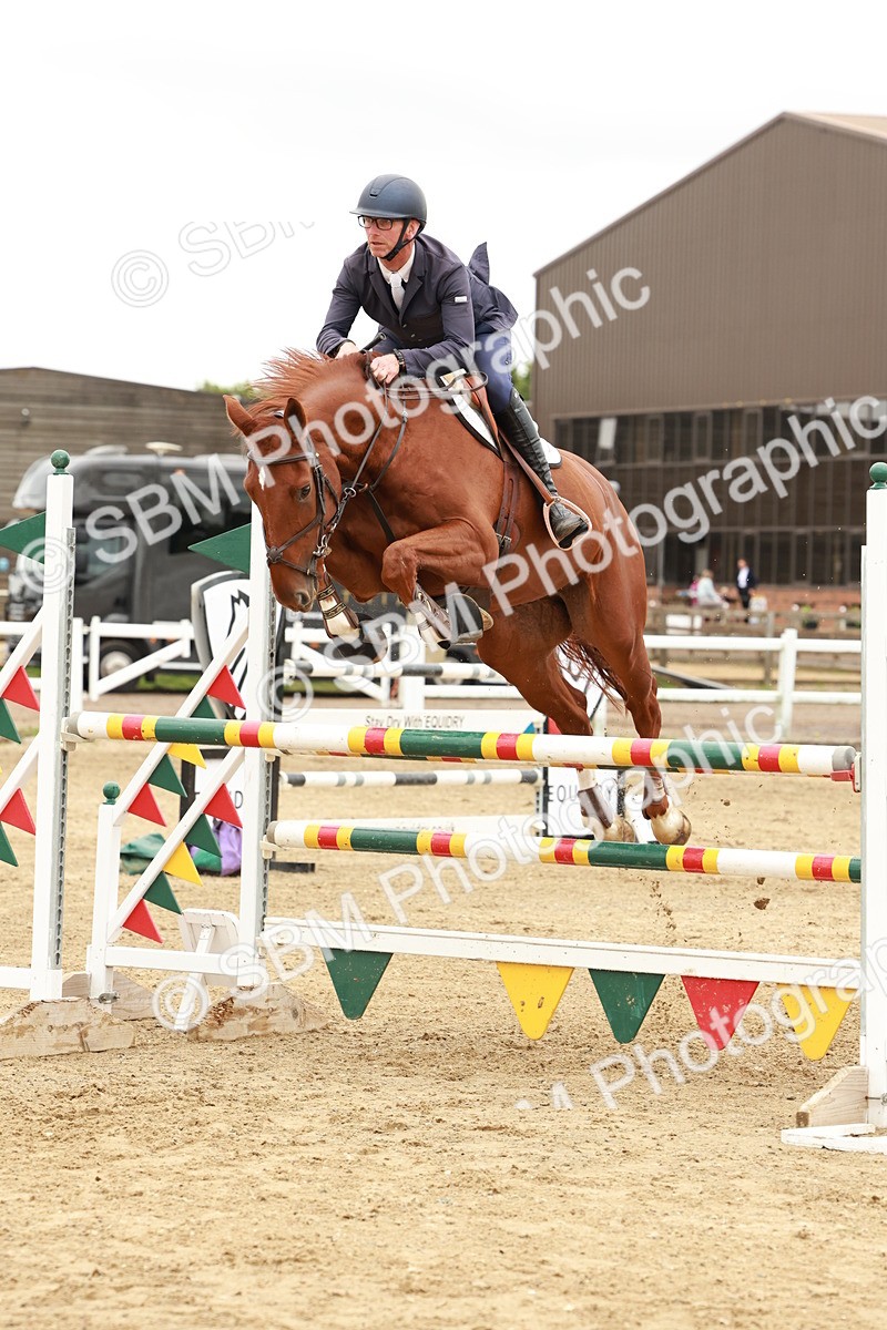 1I0A8077 - Class 5 - Senior Foxhunter 1.20m