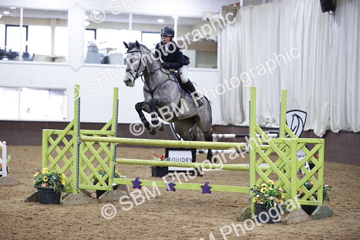 SBM_001487 - Class 4 - Senior Newcomers/ 1.10m Open