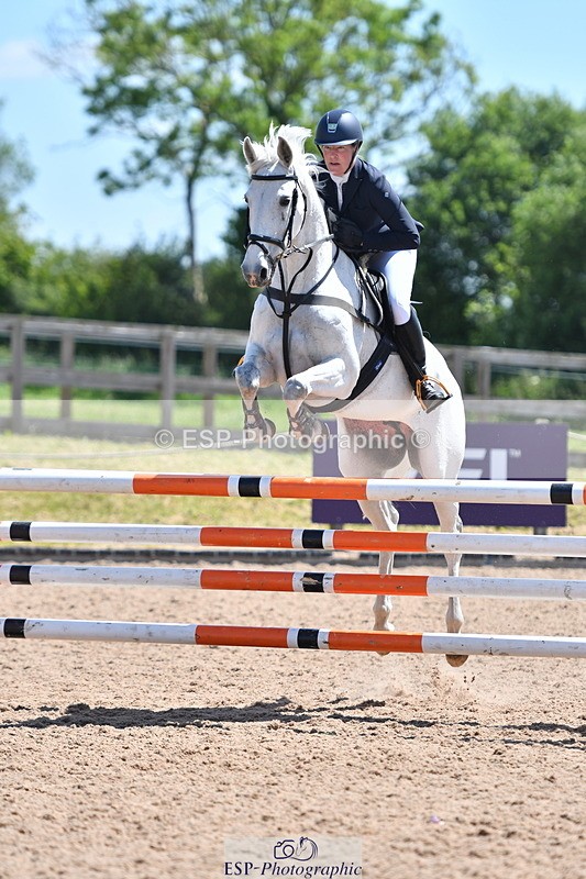 240609A-125938-05457 - Cls 18 Snr Newcomers and 1.10m Open