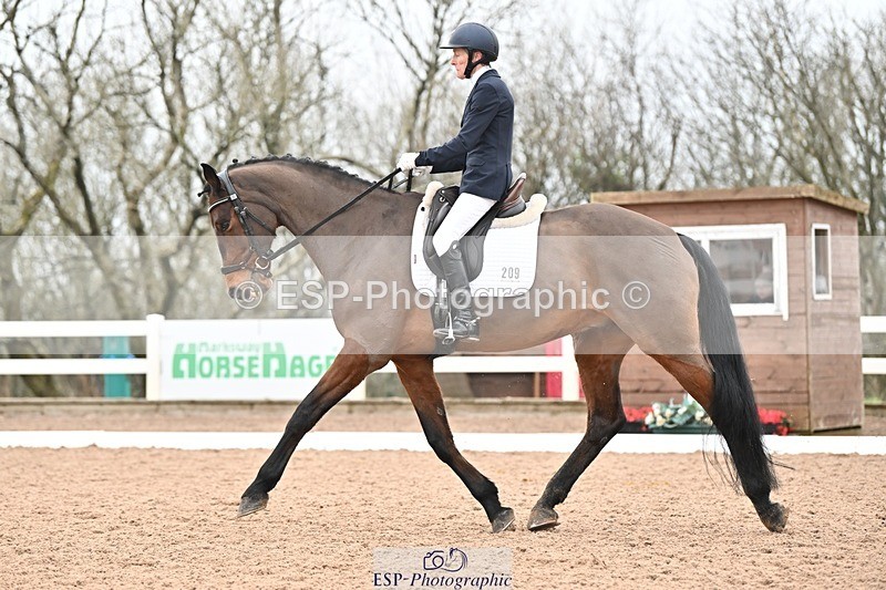 250216-121543-05246 - 209-Anthea.Parkyn-Blue.Hors.Zagato