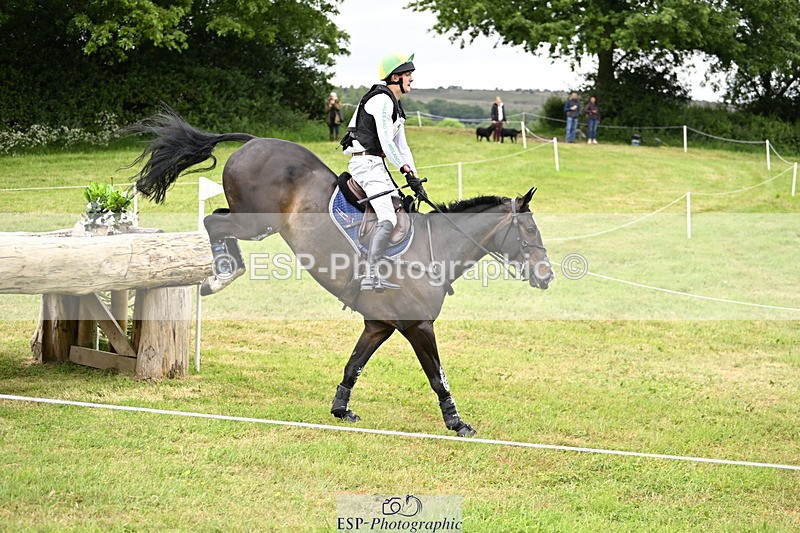 250524A-095456-08410 - A-012-Archie.Tulloch-ZIPPED.UP