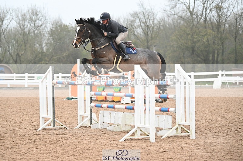 241102A-123543-04592 - SAT Cls 15 Foxhunter and 1.20m Open