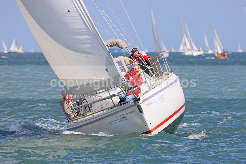 170701 MOONSHADOW GBR6560T RTI_4917 - ROUND THE ISLAND 2017