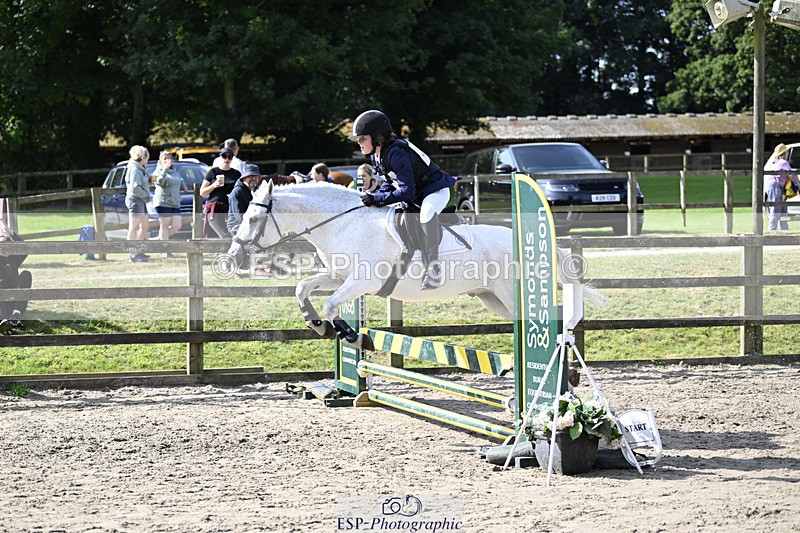 240823X-104011-15335 - 60cm R2 9.30 to 11.00