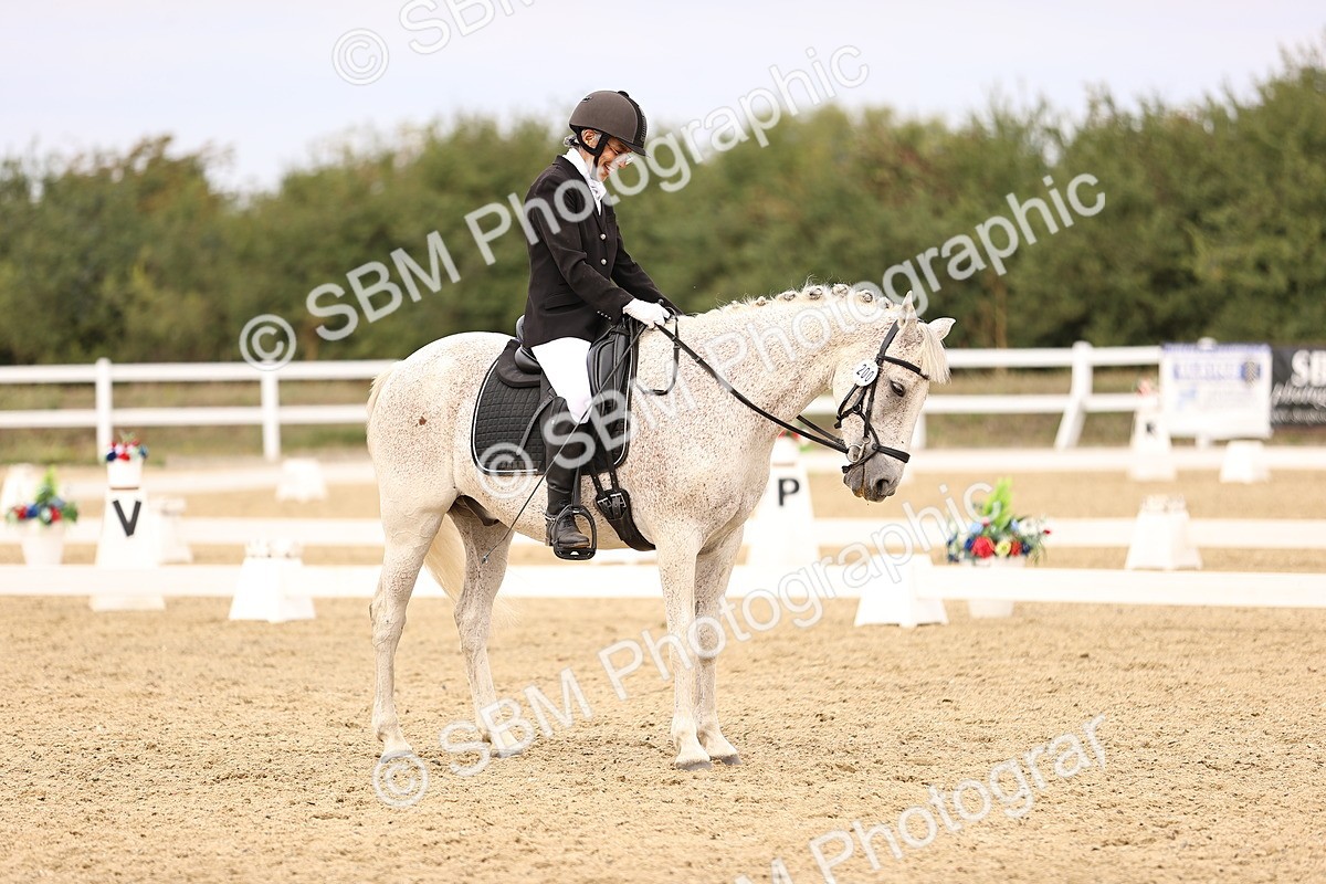 SBM_013845 - Class 4 - Novice 5  12.13-13.02