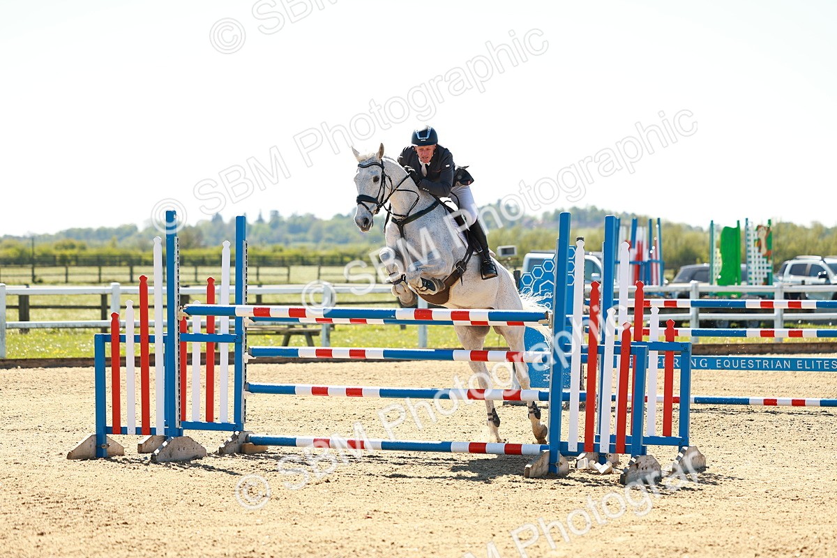 SBM_001534 - Class 5 - Senior Foxhunter - 1.20m