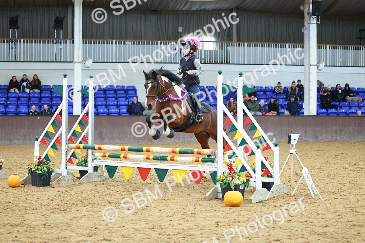 SBM_002855 - Class 4 - Pairs