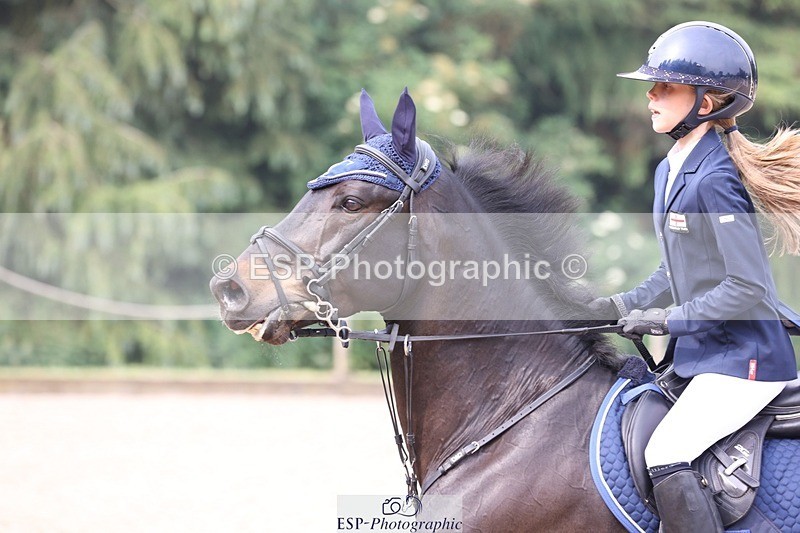 230618-092016-09594 - Cls 19 Pony Intro 1m