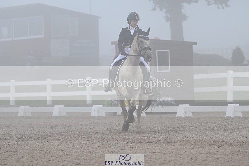 250907-151544-09303 - 128-Chantelle.Oliver-SymondsStadmorslow.Coffee.n.Cream