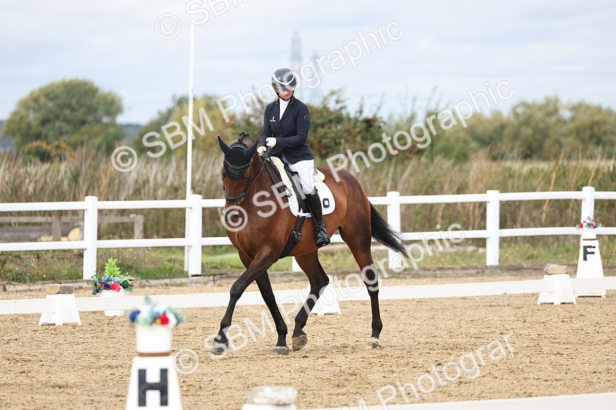 SBM_002551 - Class 7 - Novice 2 Warm Up