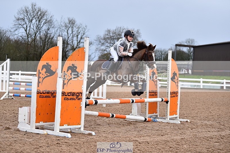 231203A-093702-00014 - Cls 1 Intro 70cm