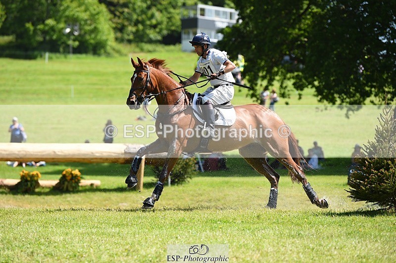 230527-110436-09083 - 301-JET_FIGHTER-Harry_Meade-XC