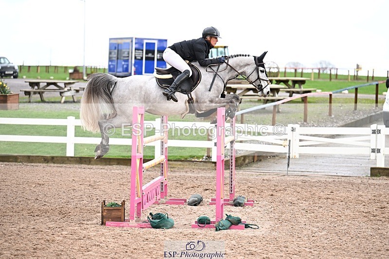 260128-141530-00642 - Snr Foxhunter 1.20m
