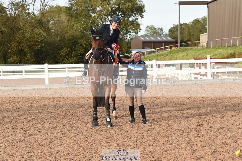 231015A-164946-09415 - Cls 27 1.10m Amateur Q 2nd R