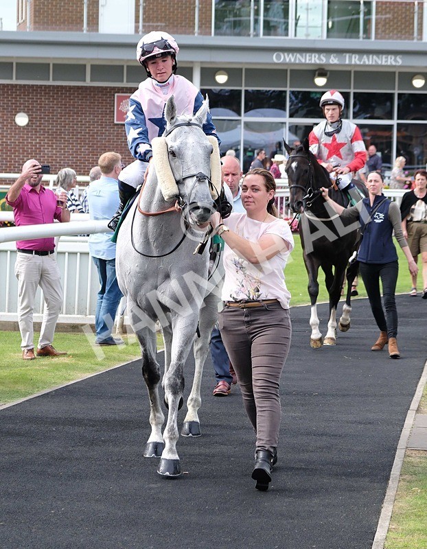 260724-Race 6-Brian The Snail-06 - Race 6