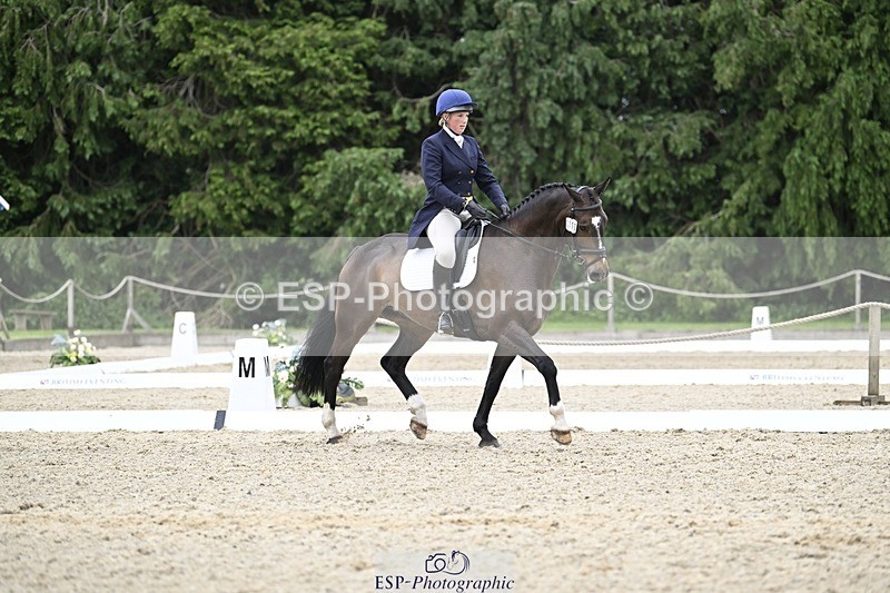 240523-173701-06405 - 113-MONANORE_GOLD-Jemima_Hughes