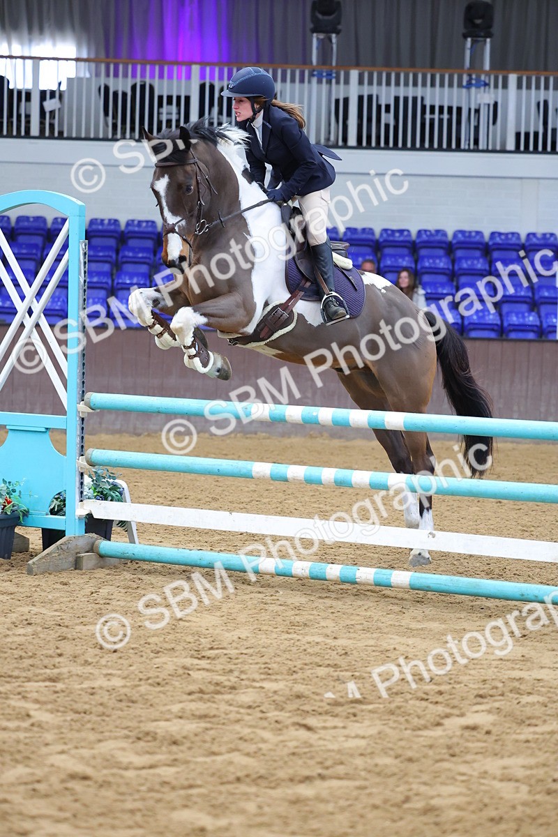 SBM_009910 - Class 21 - Nupafeed Supplements Senior Discovery/ 1m Open - First Round (1.00m)