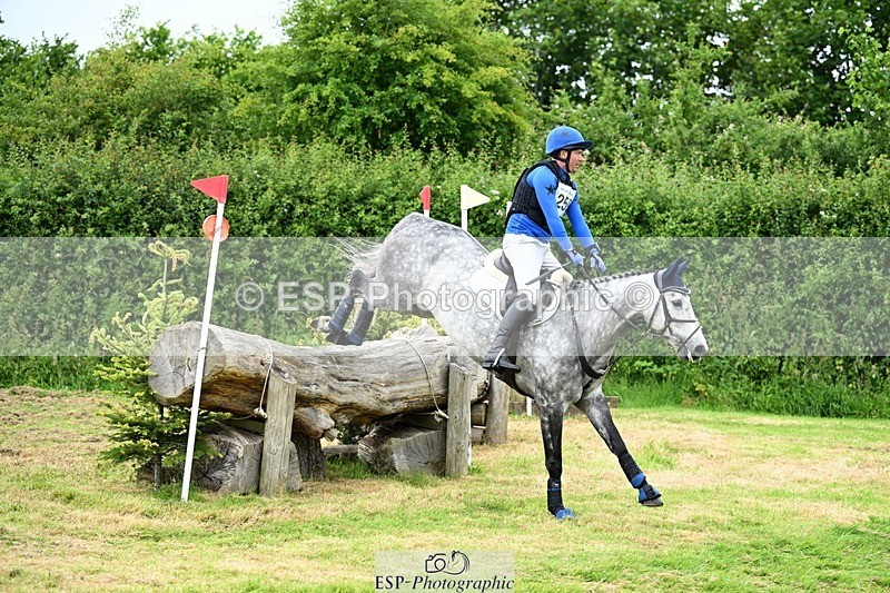 240623-110458-01732 - BE 90 XC 10-30 to 11.30