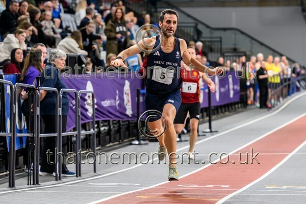 MastRelay26-918387 - Masters Set Three