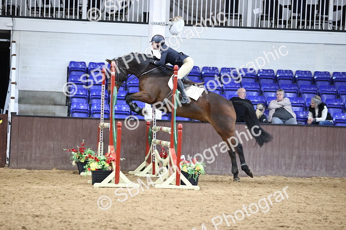 SBM_001822 - Class 4 - Senior Newcomers - 1.10m Open