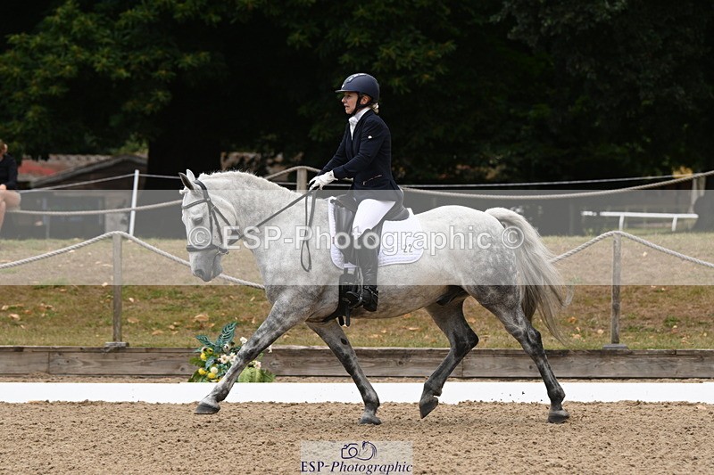 250720A-122839-10304 - 022-Vanessa.Capps-Catch.the.Moment