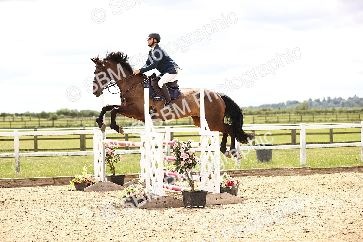 SBM_007852 - Class 19 - Senior Newcomers - 1.10m