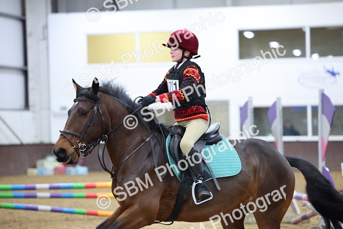 SBM_001035 - Class 3 - Christmas Tree Stakes - 60cm