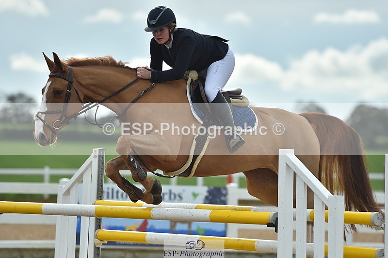 231111A-123530-01898 - Cls 12 Newcomers & 1.10m Open