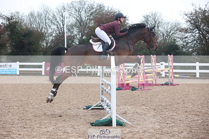 231112A-100937-03227 - Cls 17 Blue Chip Novice Winter Qualifier