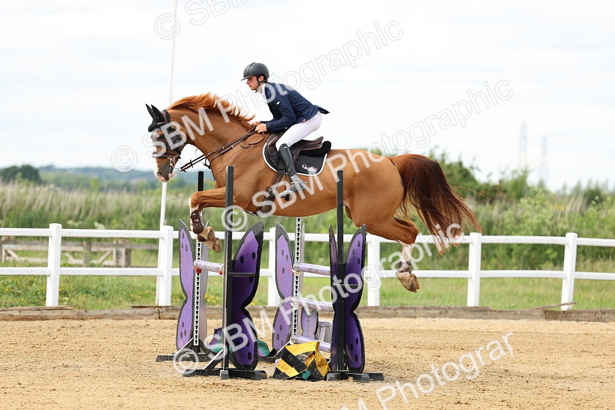 SBM_006167 - Class 19 - Senior Newcomers - 1.10m