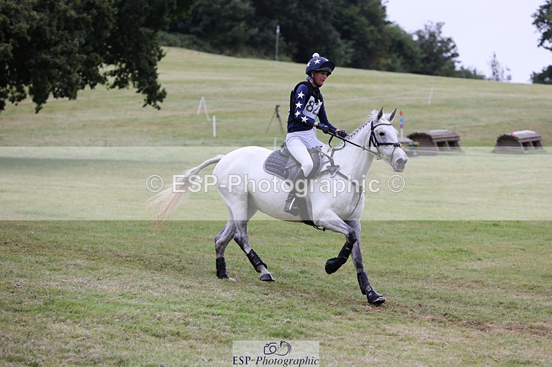 240825X-164254-37798 - 80cm XC 16.30 to 17.30