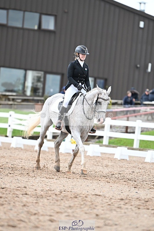 250907-125838-08507 - 009-Terri.EllawayTagula.Passion