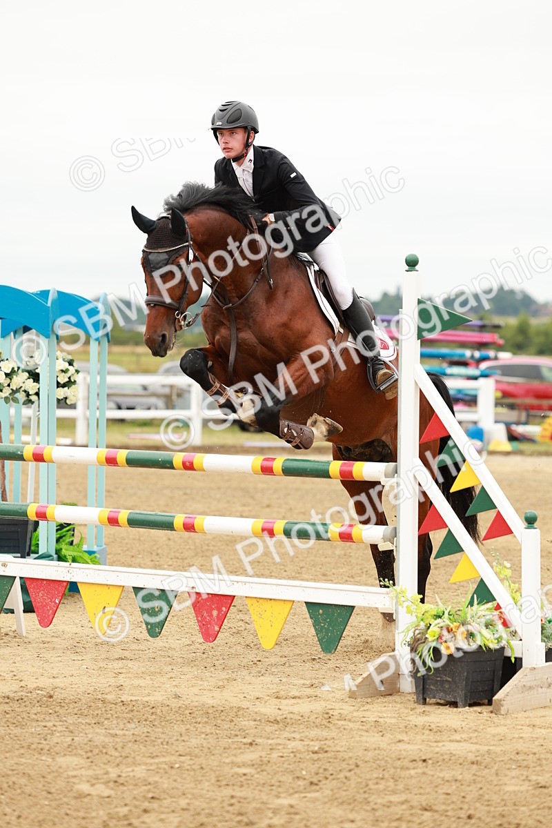 SBM_016629 - Class 20 - Senior Newcomers - 1.10m